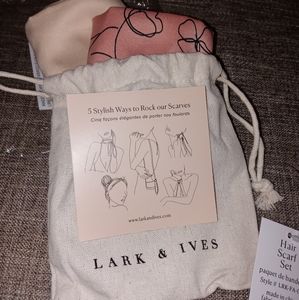 Lark & Ives 2 piece scarf set